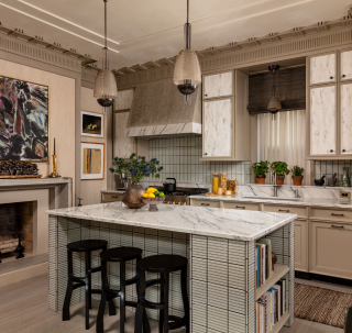 A complete view of the kitchen's design. A complete view of the kitchen's design.