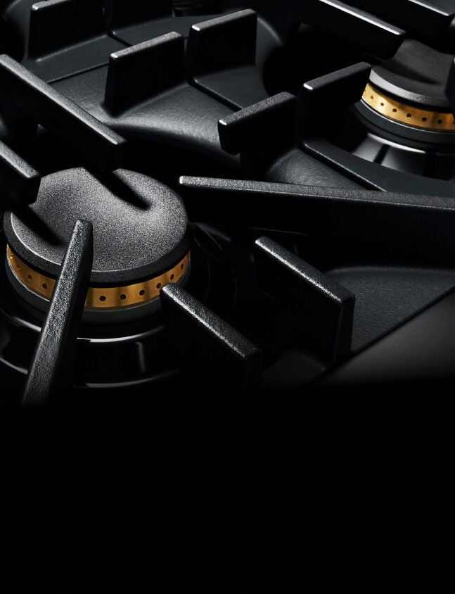 A close up of the geometric grates of a RISE™ Rangetop. A close up of the geometric grates of a RISE™ Rangetop.